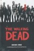 WALKING DEAD DELUXE EDITION VOL 01 HC [9781582406190]